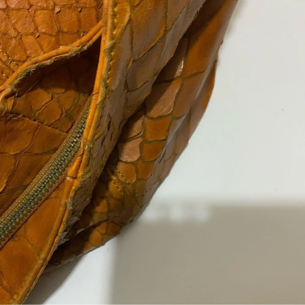 Jenrigo Made in Italy brown snake texture leather hobo shoulder bag